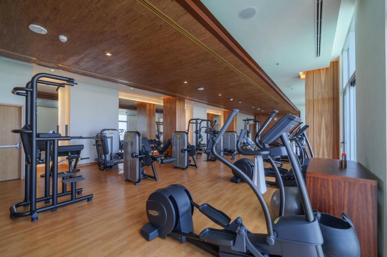 Renaissance Cancun Resort & Marina Екстериор снимка The gym at the 1018