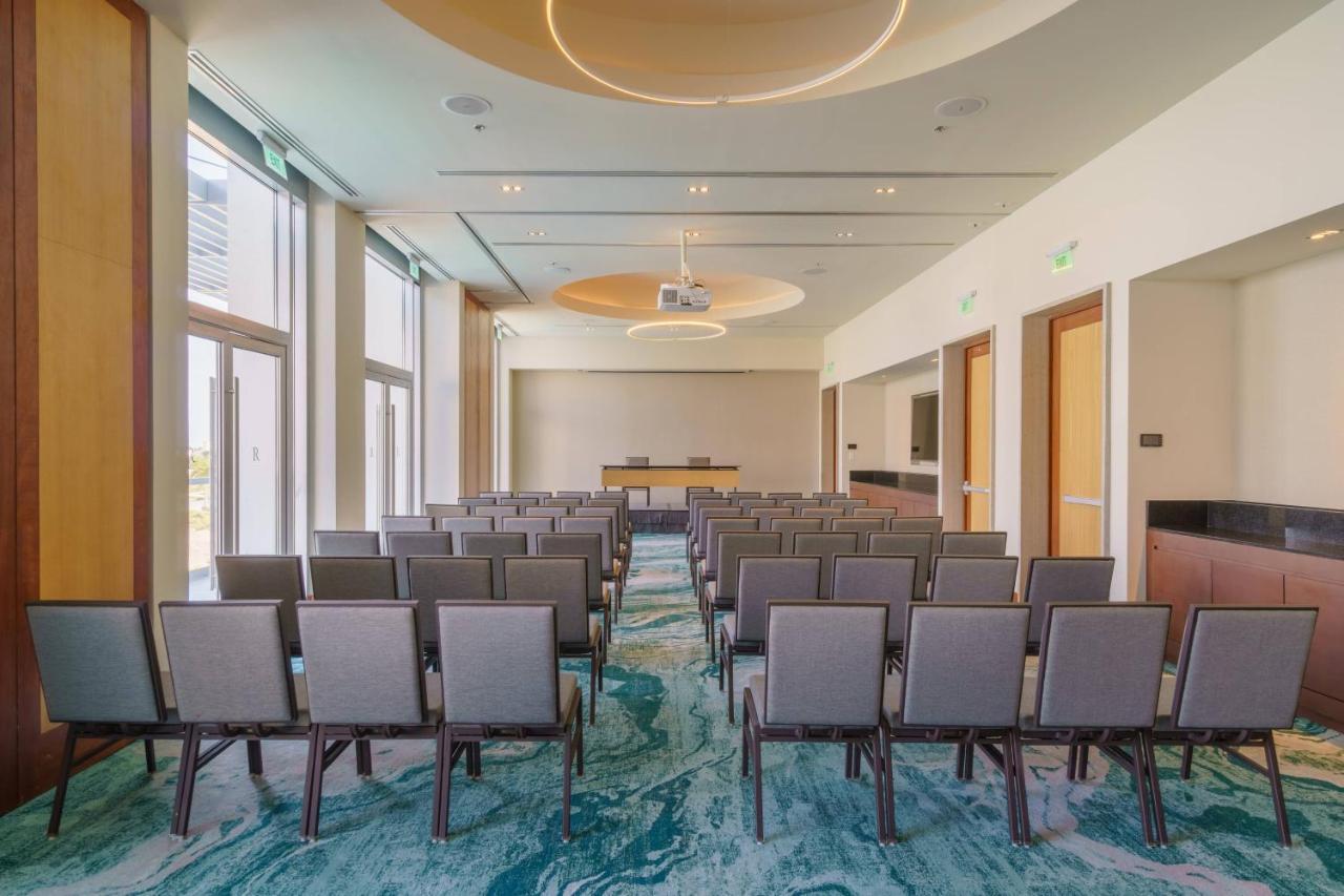 Renaissance Cancun Resort & Marina Екстериор снимка The meeting room
