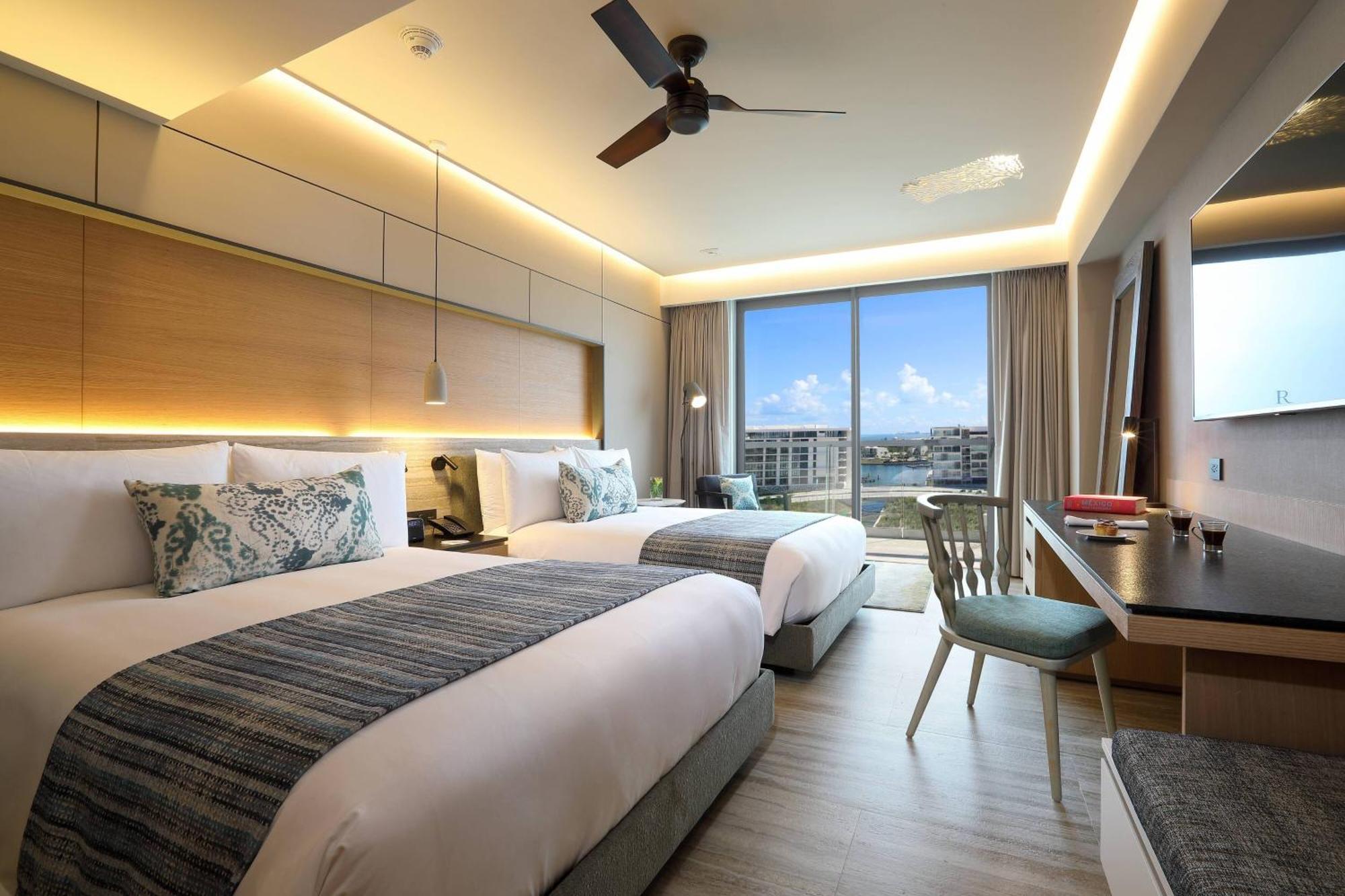 Renaissance Cancun Resort & Marina Екстериор снимка
